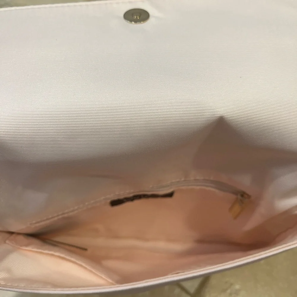 WHBM Blush Pink Large Clutch/Wristlet - Picture 4 of 5